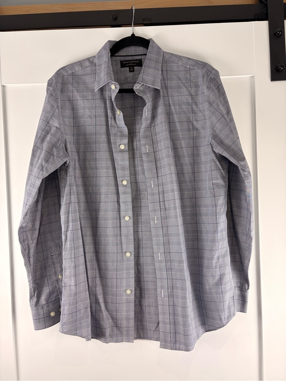 Banana Republic Non-Iron Slim Fit black Plaid Dress Shirt Men’s M